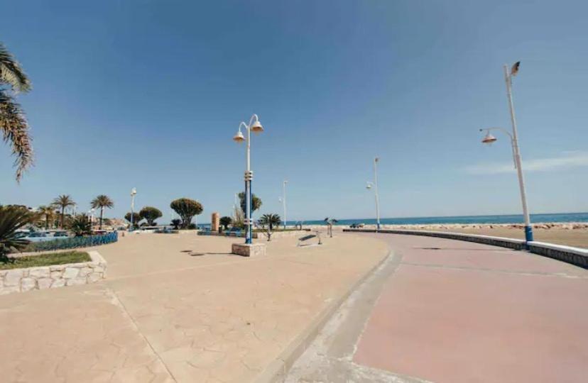 La Playa De El Palo Lejlighed Málaga Eksteriør billede